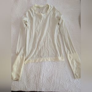 Lululemon Size Zero Swiftly Long Sleeve Green Color (More Green In Person)